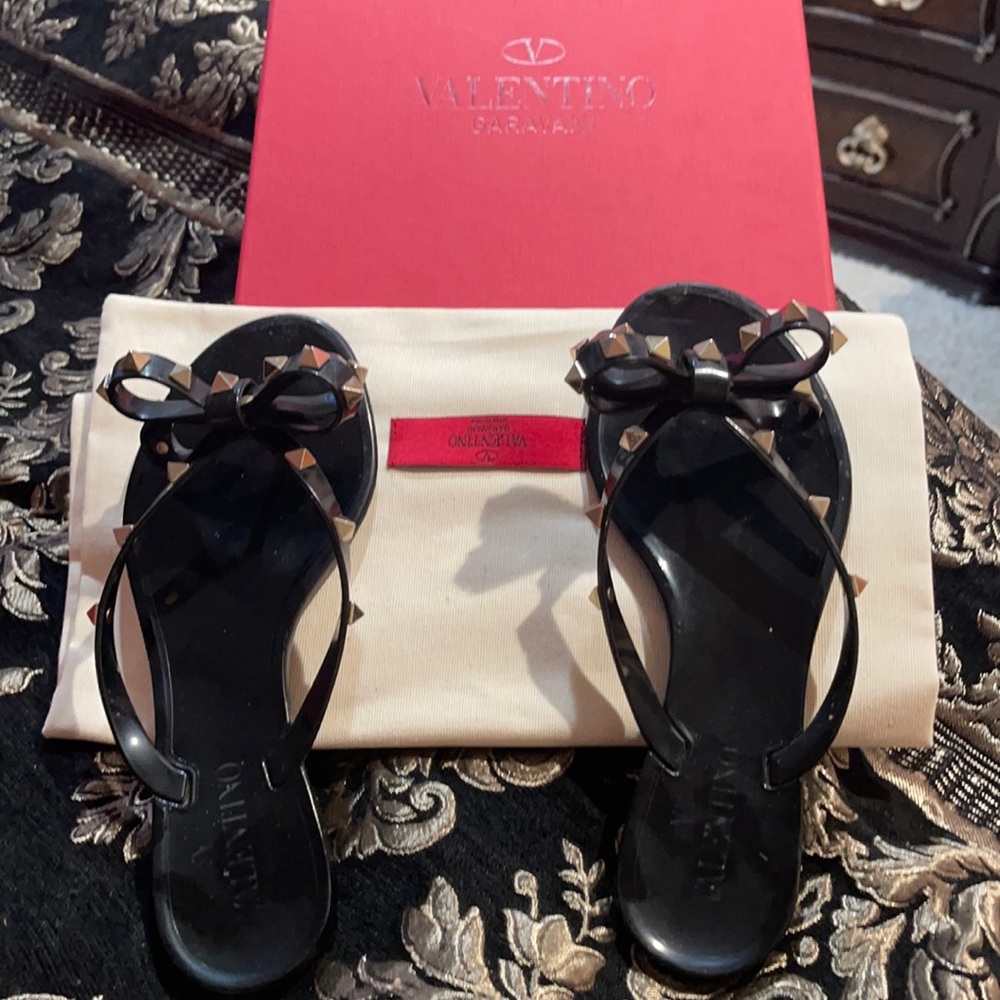 Valentino flip flops. Open to any offers:)